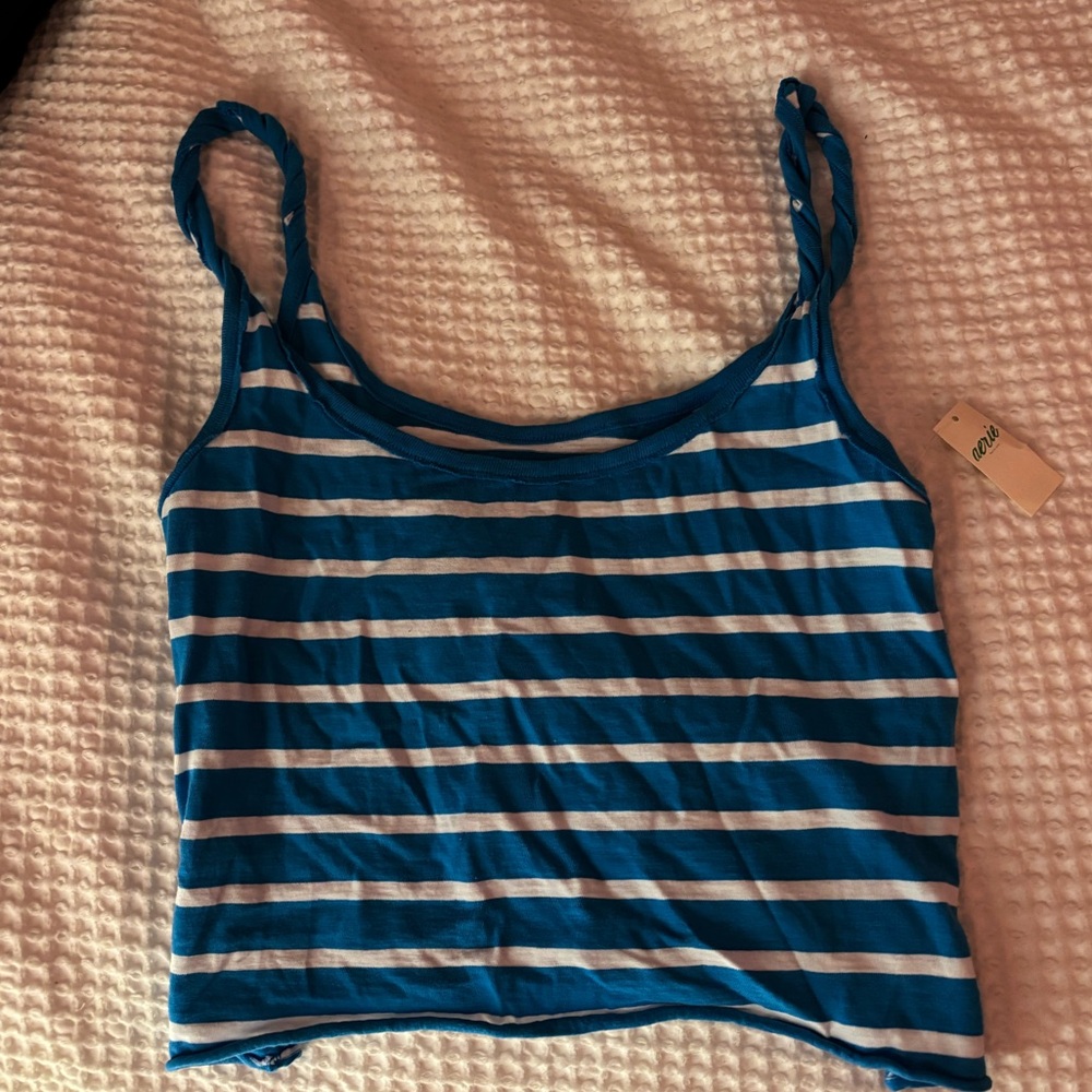 BNWT small aerie tanktop